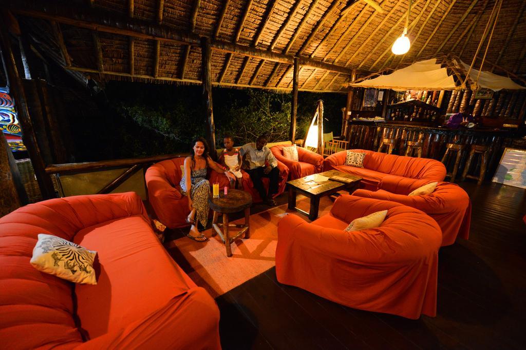 Simply Saadani Camp, A Tent With A View Safaris Mkwaja Extérieur photo
